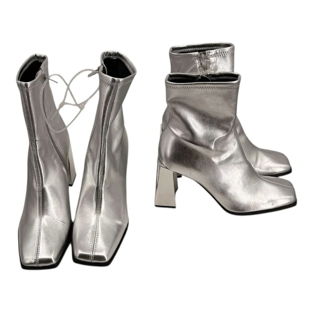 Gianni Bini Silver Metallic Block Heel Ankle Boots - Picture 8 of 15